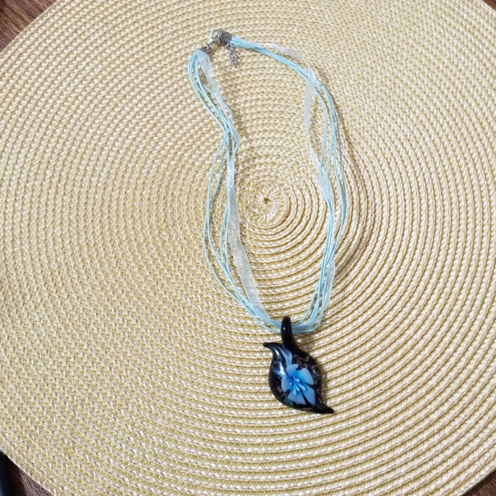 Women Blue and Silver Tone Color Necklace - (New in the Box)